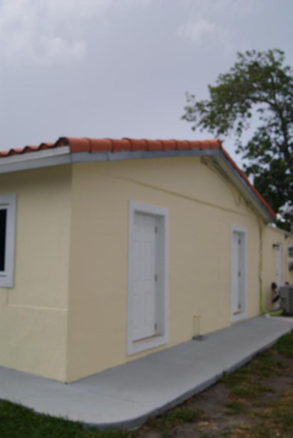 Private Studio Two Miles From Hard Rock Stadium Miami Gardens Eksteriør bilde